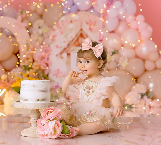 Enterizo de Tul Bordado con Volantes y Vincha – Modelo Royal Bloom