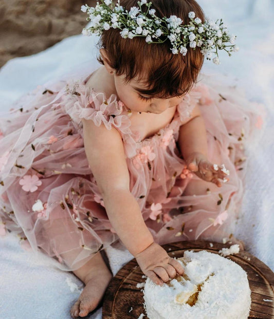 Vestido Rosa con Flores Bordadas en Tul – Modelo Blossom Garden