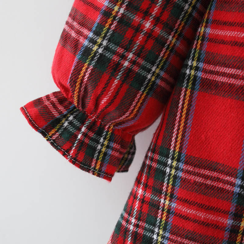 Vestido  con Cuello Beige – Colección Clásicos de Invierno 🎀