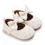 Zapatos Blancos con Moño y Corazones Bordados para Bebé Niña | zapatos bebés | Ropa de bebé y niña | El Closet de Emma