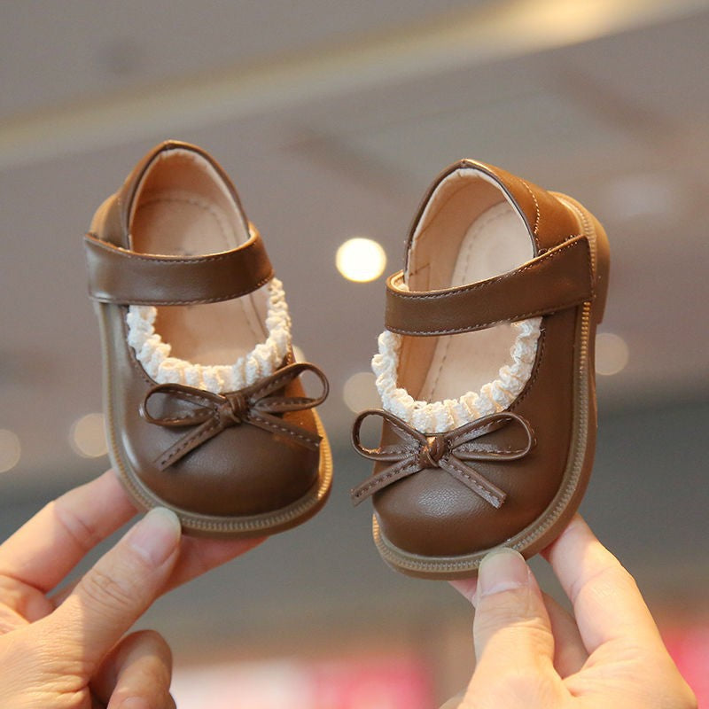 Zapatos Marrón Clásico con Lazo