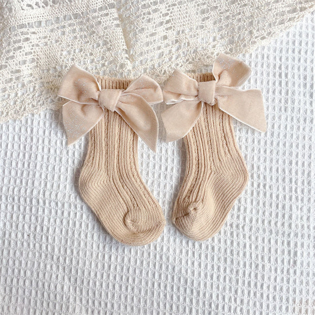 Medias Largas con Lazo de Terciopelo – Colección Velvet Bow