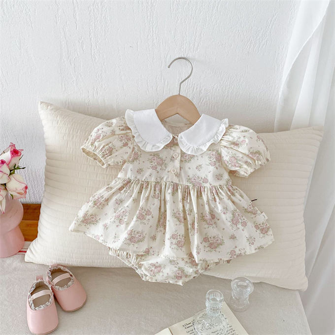 Body Floral con Cuello Blanco – Modelo Garden Bloom