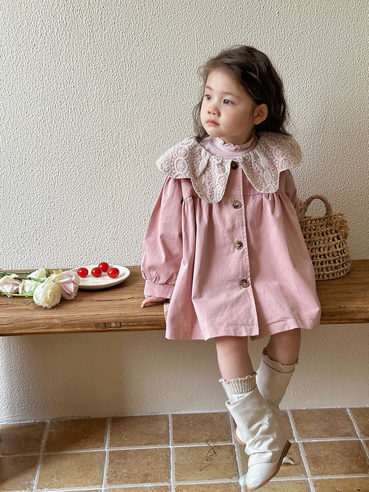 Abrigo con Cuello de Encaje Vintage