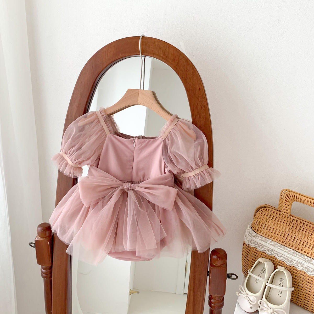Vestido Rosado con Lazo  – Modelo Bella Bow