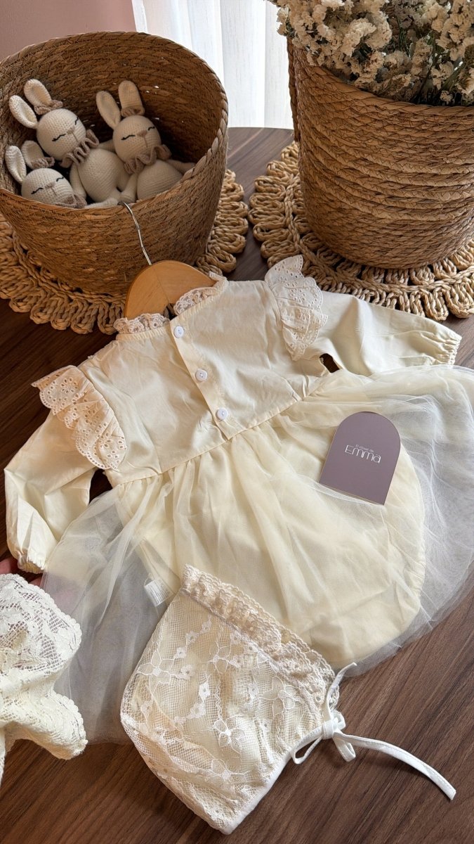 Conjunto de Bautizo para Bebé Niña en Marfil | Vestido Vintage con Accesorios | | Ropa de bebé y niña | El Closet de Emma