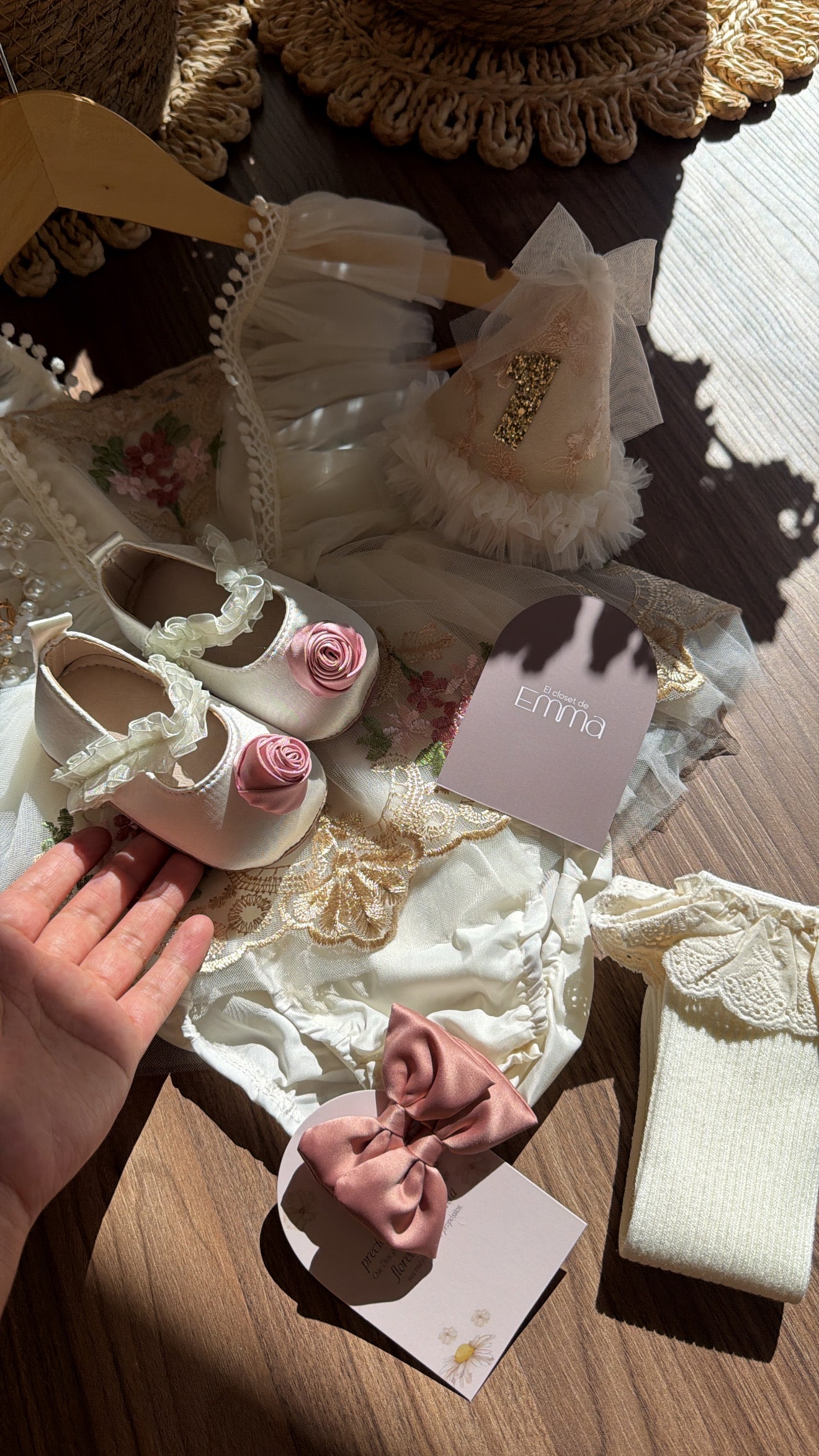 Outfit Hada Encantada para Bebé Niña | Vestido Bordado con Tul y Accesorios Completos