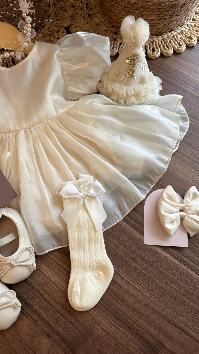 Outfit Vintage para Niña | Vestido, Medias, Zapatos, Tiara y Ganchos | | Ropa de bebé y niña | El Closet de Emma