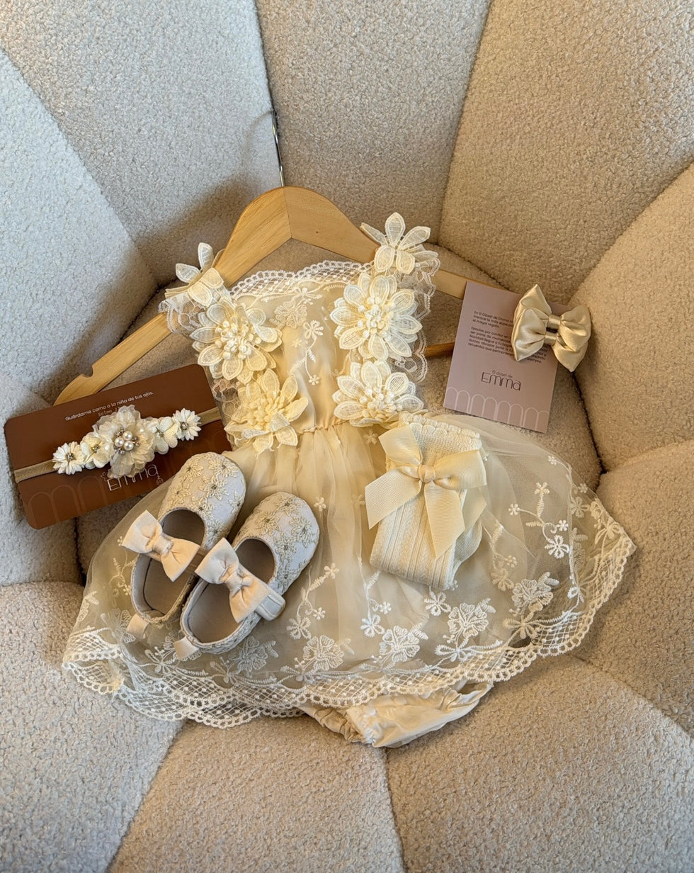 Outfit completo Conjunto para Bebé – Vestido flores de Encaje