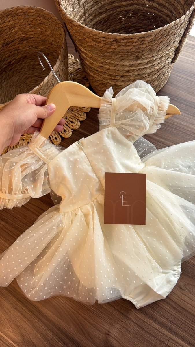 Outfit vestido Dulce Encanto Marfil | | Ropa de bebé y niña | El Closet de Emma