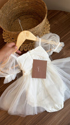 Outfit Bebé Elegante en Blanco | | Ropa de bebé y niña | El Closet de Emma