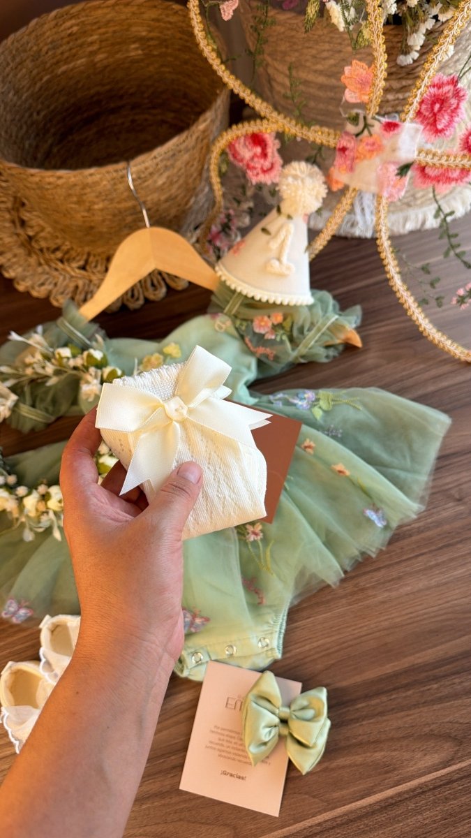 Vestido outfit encanto Verde de Emma | | Ropa de bebé y niña | El Closet de Emma