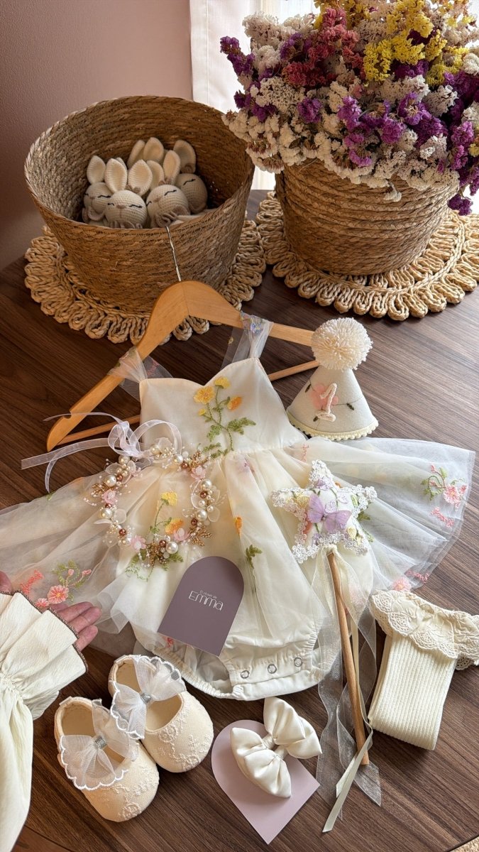 Outfit para Bebé Niña de 1 Año – Vestido de Hadita con Accesorios | | Ropa de bebé y niña | El Closet de Emma