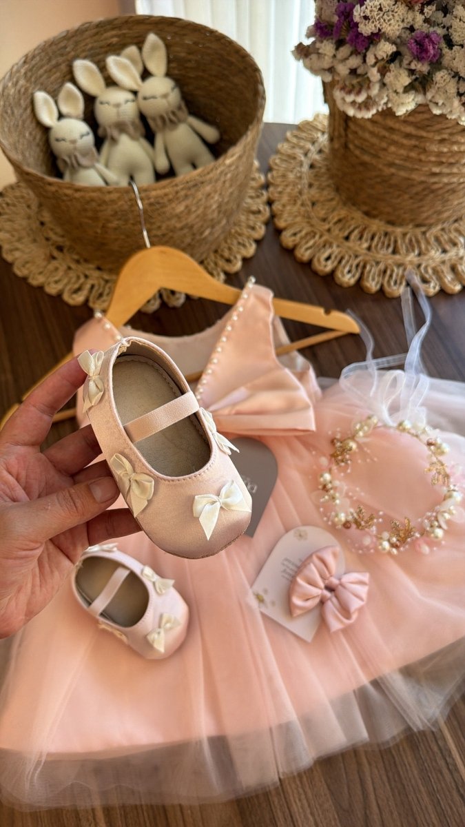 Outfit Elegante para Bebé Niña en Tono rosa con Vestido de Tul, Zapatos y Tiara | El Clóset de Emma | | Ropa de bebé y niña | El Closet de Emma
