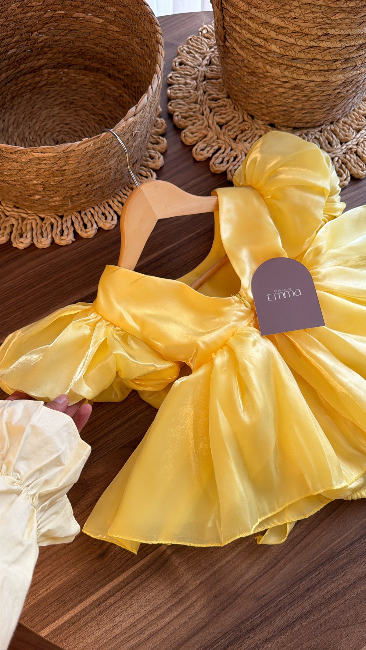 ✨ Conjunto Golden Blossom | Outfit Vintage para Niña