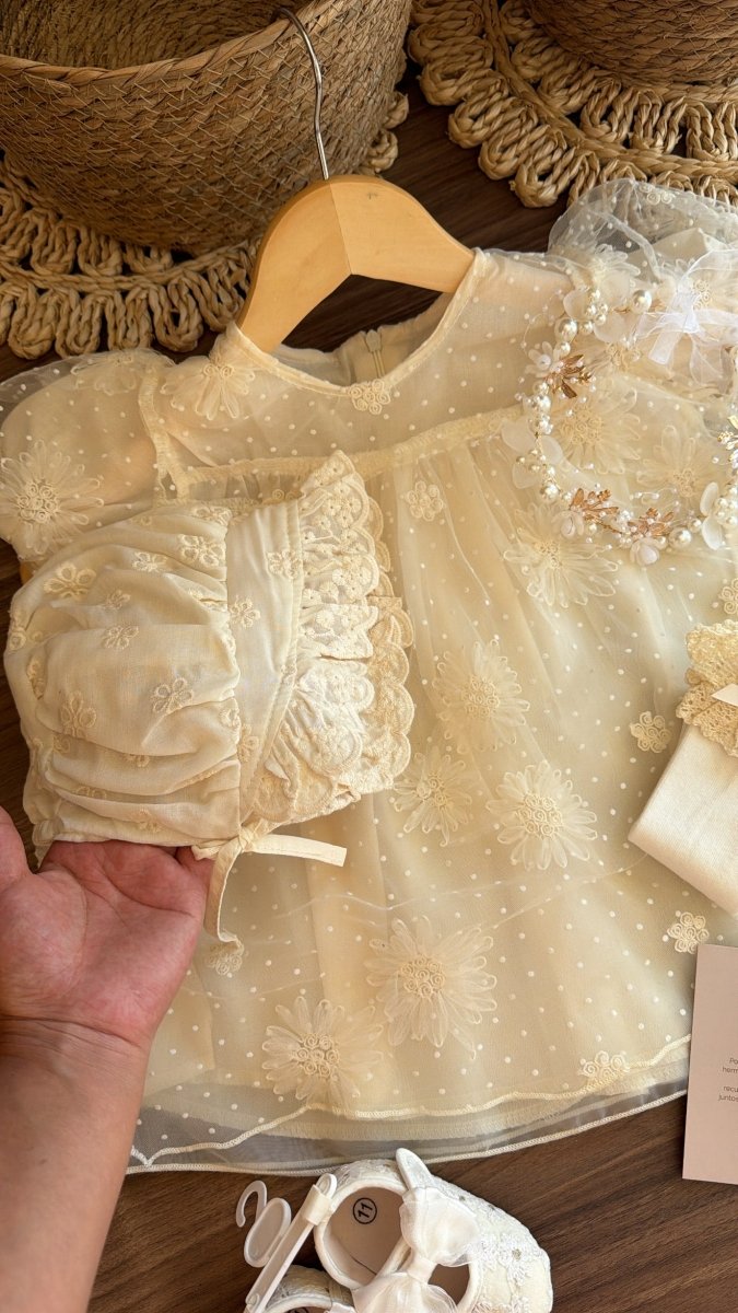 Vestido outfit bendición de amor | | Ropa de bebé y niña | El Closet de Emma