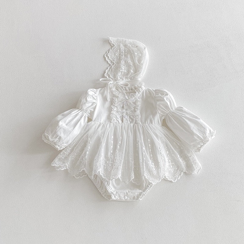 Conjunto con gorro Encaje Clásico con Capota – Edición Bautizo Imagen principal del producto