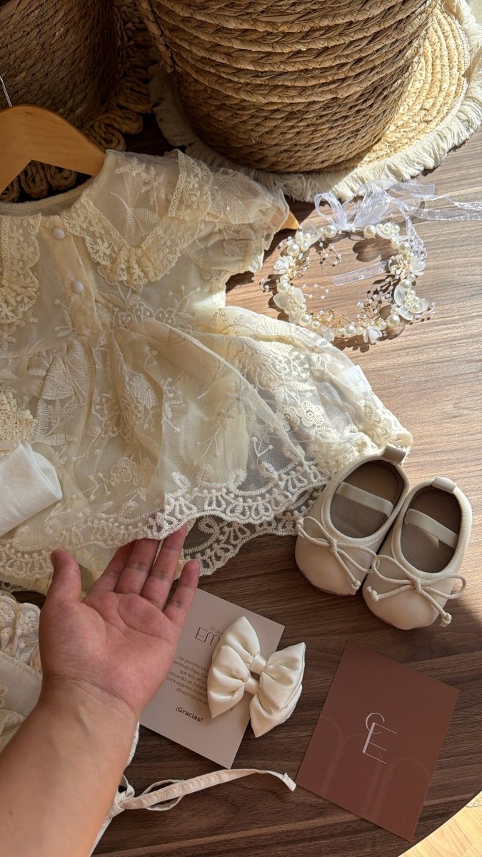 Vestido Outfit Élégance Marfil | | Ropa de bebé y niña | El Closet de Emma