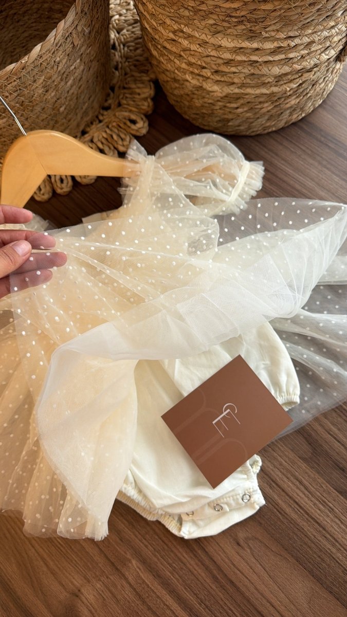Outfit vestido Dulce Encanto Marfil | | Ropa de bebé y niña | El Closet de Emma