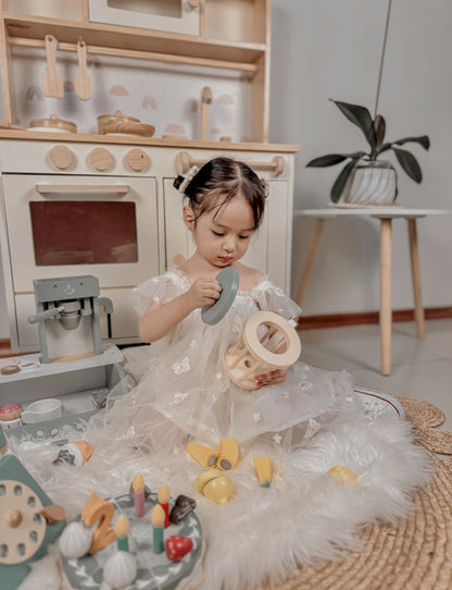 Vestido de Tul con Mariposas Bordadas