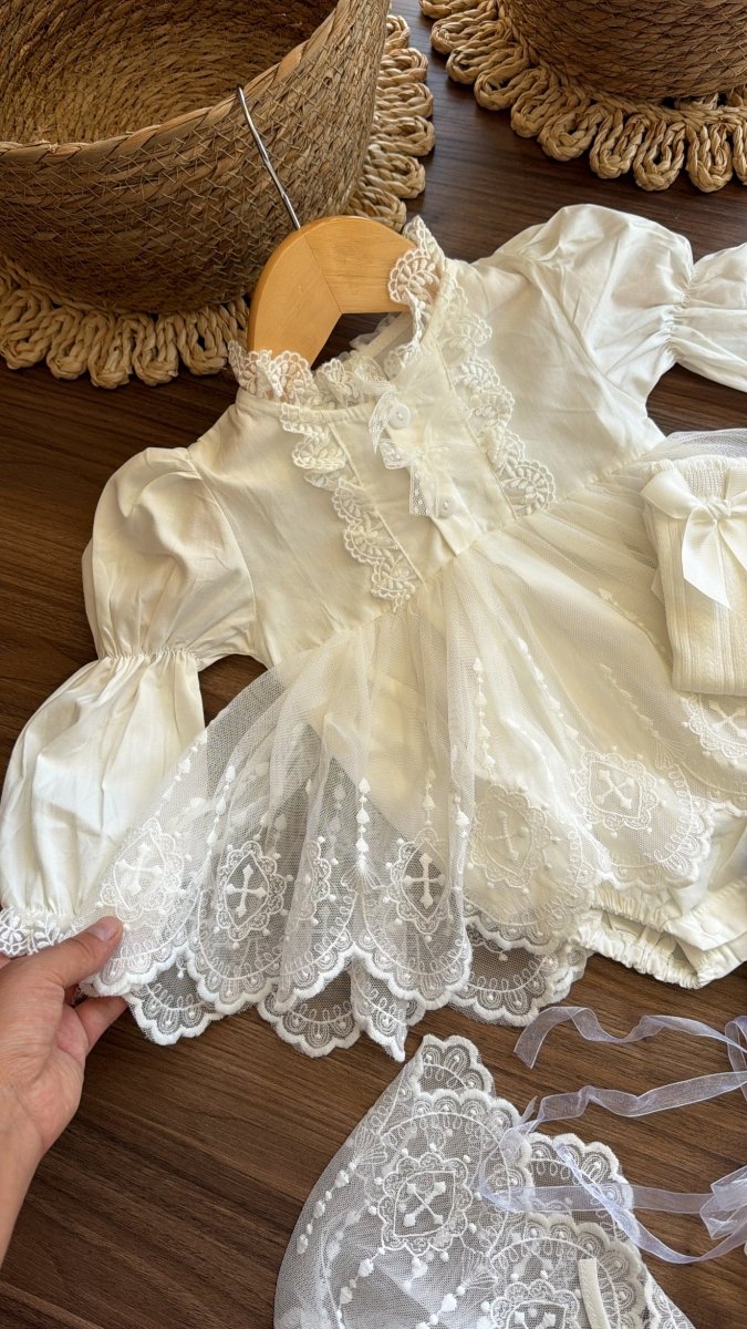 Outfit “vestido Blanca Ilusión” Imagen secundaria del producto