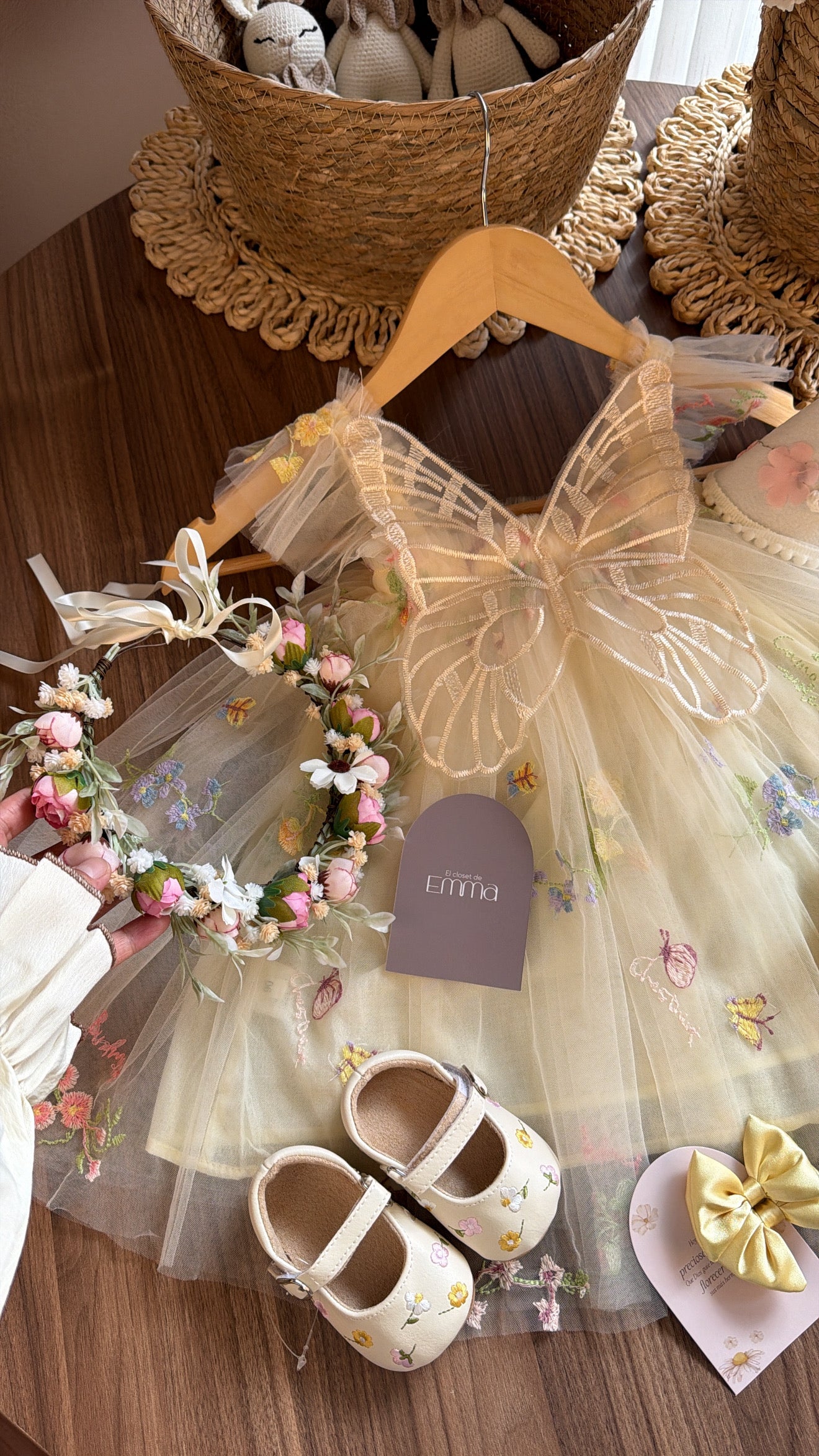 Outfit de Primer Año para Bebé Niña con Alas de Mariposa | Vestido Floral con Accesorios Completos