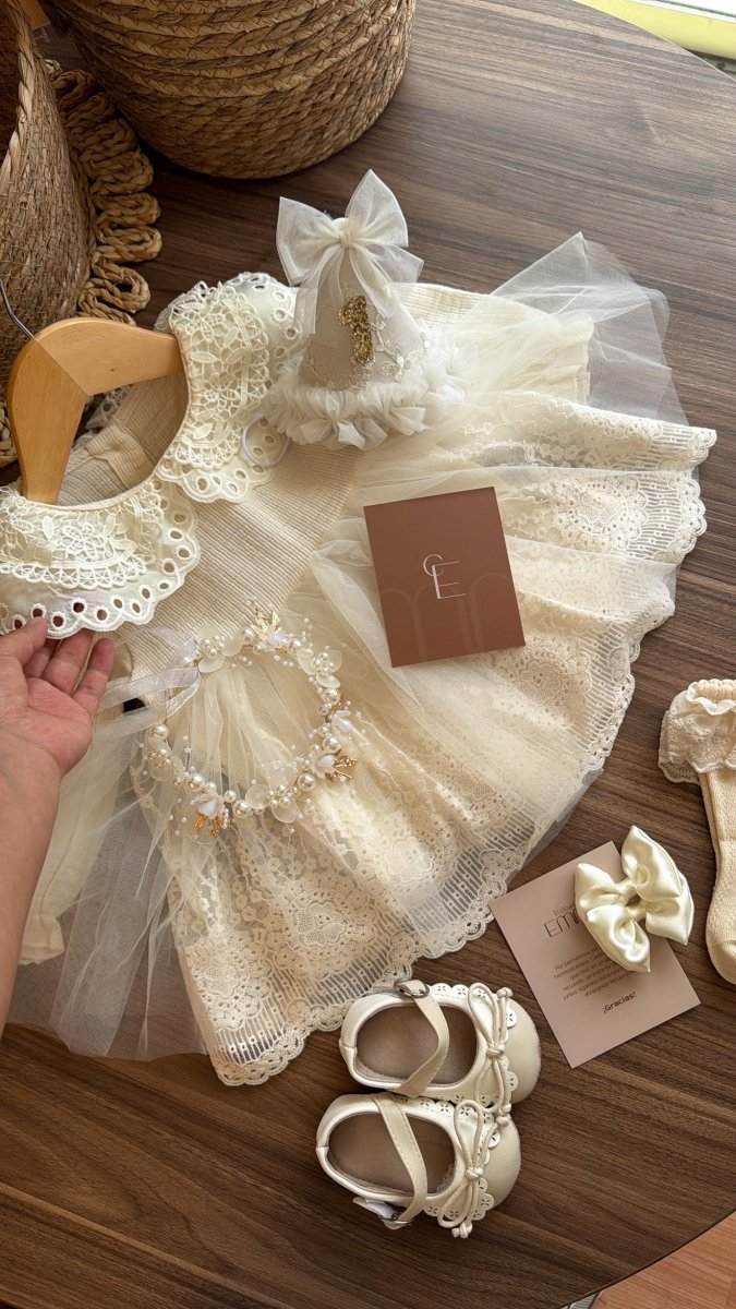 Outfit vestido de  Princesa Marfil Imagen secundaria del producto