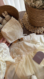 Conjunto de Bautizo para Bebé Niña en Marfil | Vestido Vintage con Accesorios | | Ropa de bebé y niña | El Closet de Emma
