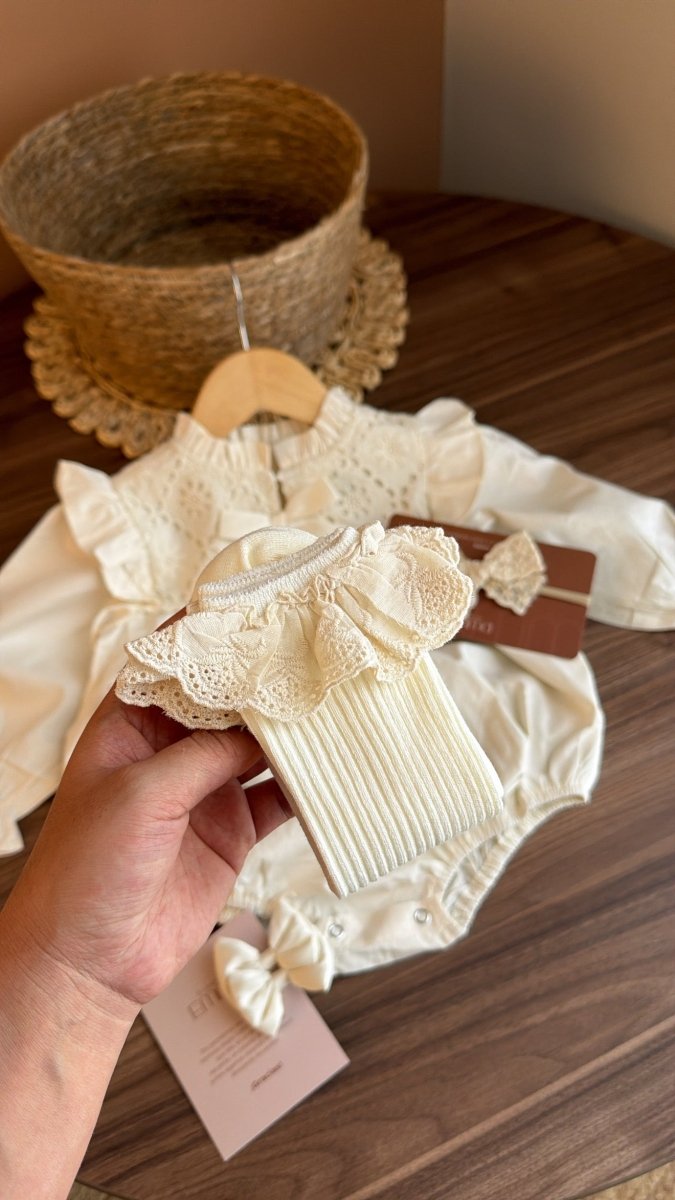 Outfit Vintage Marfil 🤍 Imagen secundaria del producto