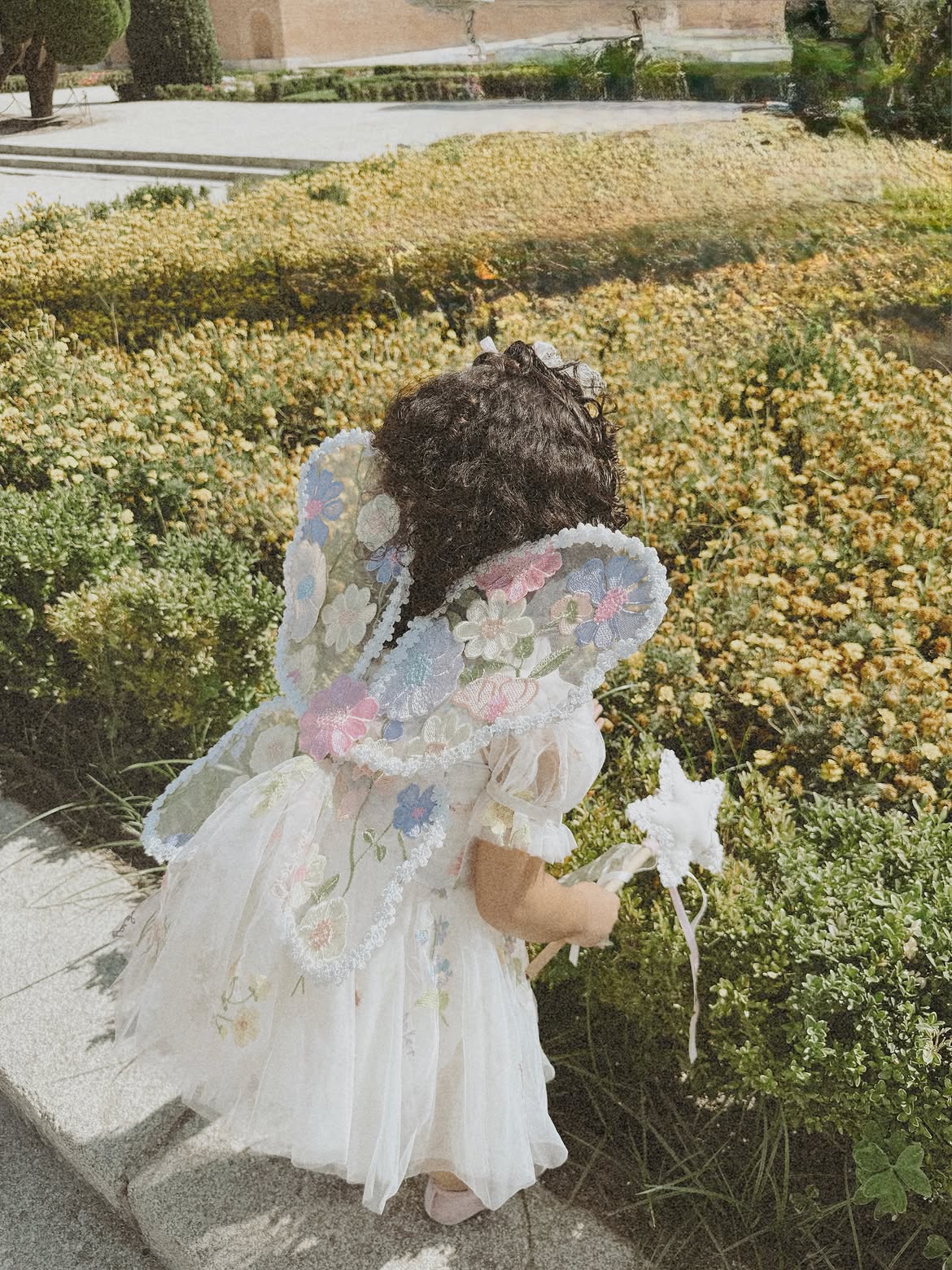 Feliz cumpleaños, Marenita 🧚🏻‍♀️🌸✨Que tu mundo siempre esté lleno de magia, f...