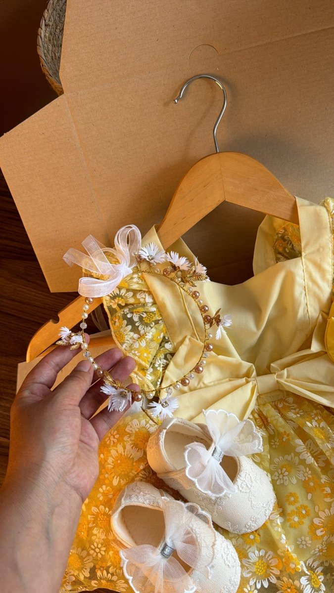 Vestido de Abejita para Bebé Niña | Vestido Floral Vintage | | Ropa de bebé y niña | El Closet de Emma