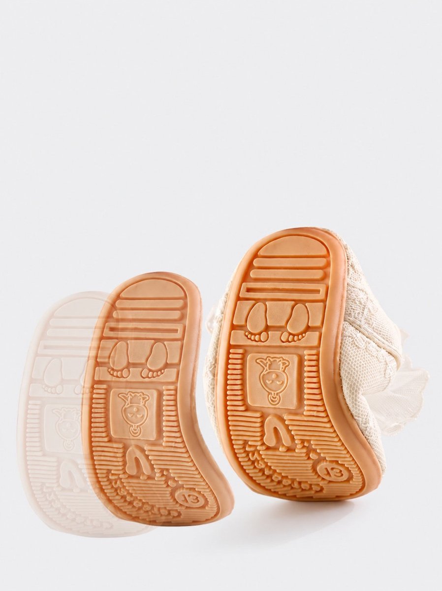 Zapato de encaje marfil | zapatos bebés | Ropa de bebé y niña | El Closet de Emma