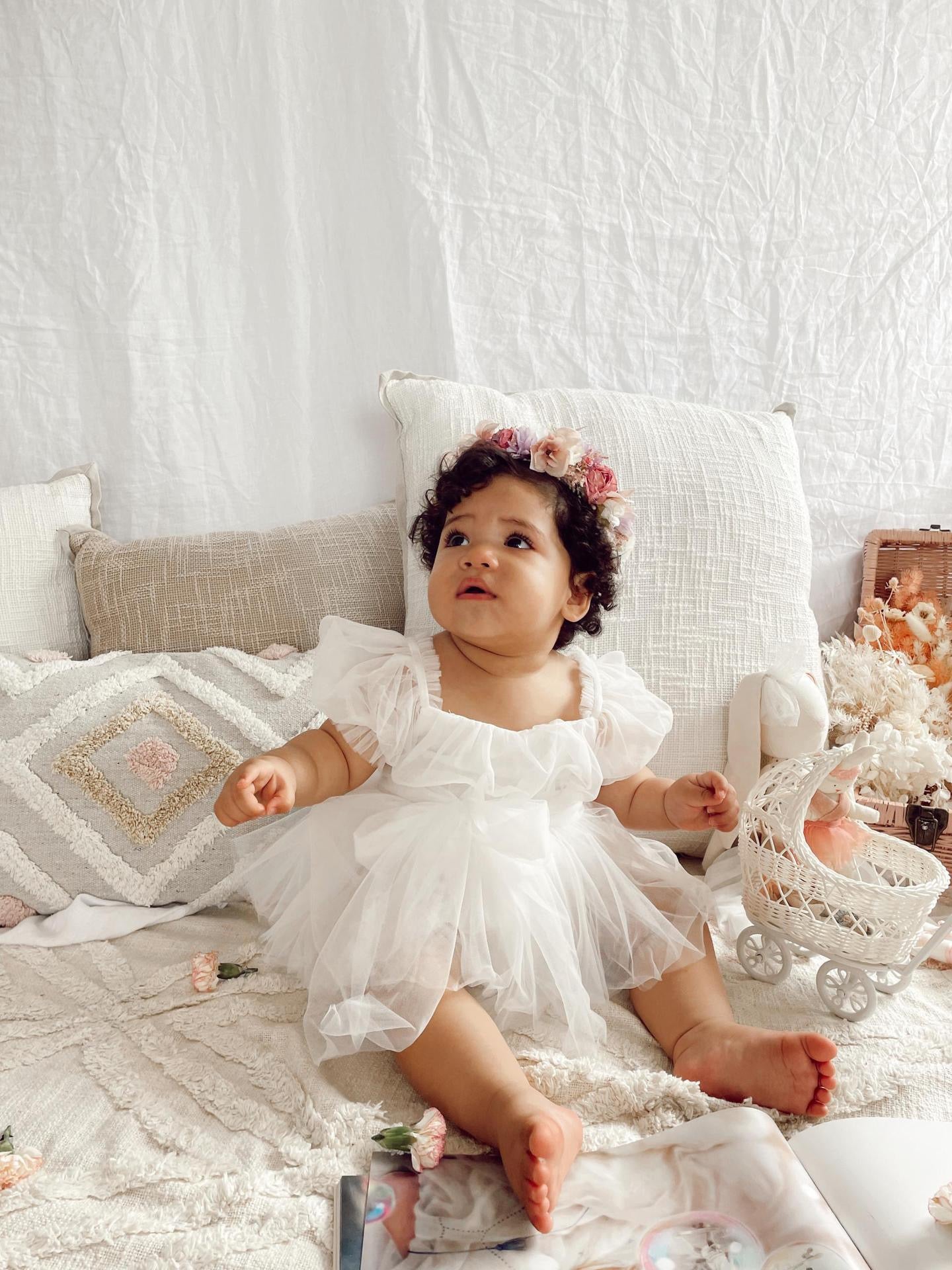 Vestido Blanco con Lazo – Modelo Bella Bow