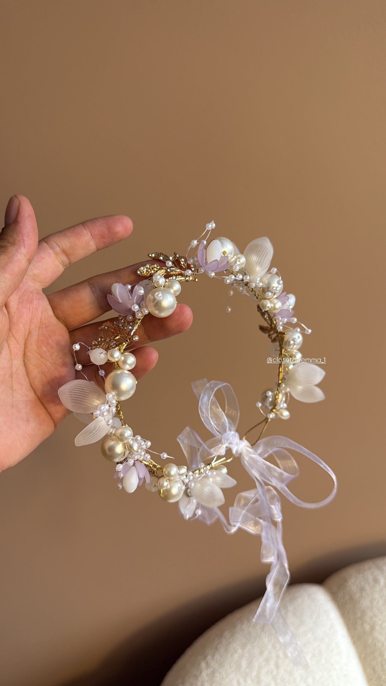 Tiara de perlas color lila 💜