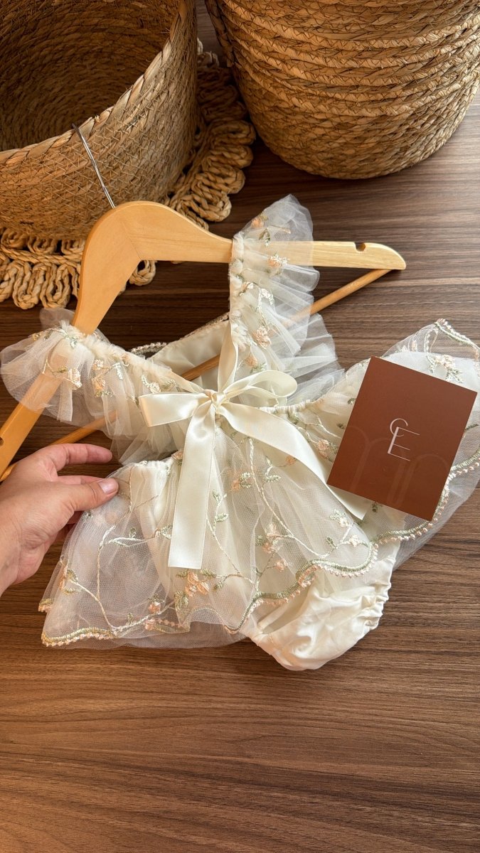Conjunto Emma Sueño Mágico | Vestido de Encaje | Ropa de bebé y niña | El Closet de Emma