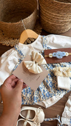 Vestido conjunto Aura de Flores | Vestido de Encaje | Ropa de bebé y niña | El Closet de Emma