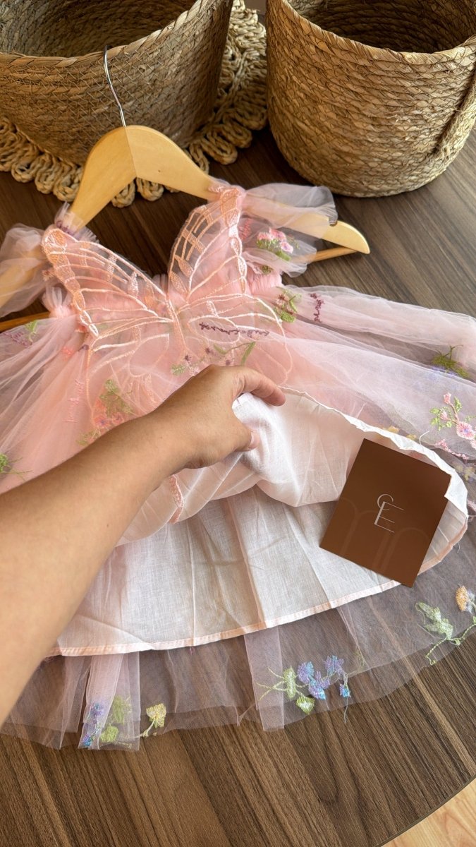 Vestido Mariposa Rosa Encantada – Edición Especial | Vestido | Ropa de bebé y niña | El Closet de Emma