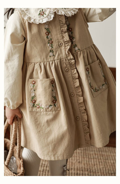 Vestido Beige con Bordado Floral Vintage