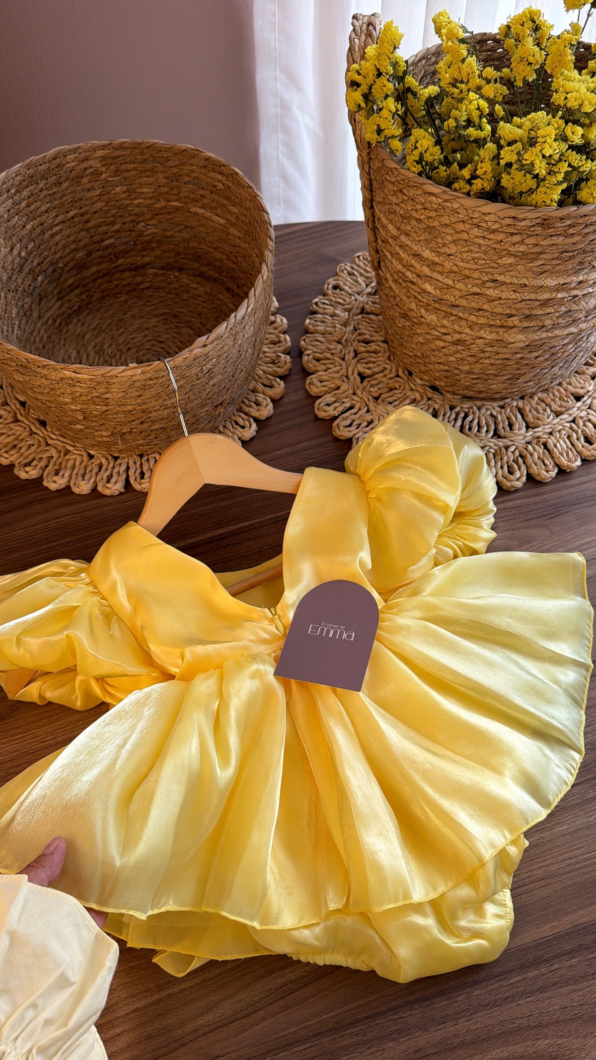 ✨ Conjunto Golden Blossom | Outfit Vintage para Niña