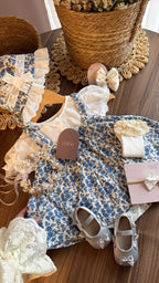 Outfit Vintage Floral para Bebé con Vestido, Zapatos y Accesorios | | Ropa de bebé y niña | El Closet de Emma