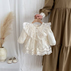 Vestido Encaje Vintage Marfil – Edición Clásica Emma | Vestido de Encaje | Ropa de bebé y niña | El Closet de Emma