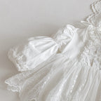 Conjunto con gorro Encaje Clásico con Capota – Edición Bautizo