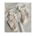 Medias Beige con Lazo Tul – Dulzura Clásica