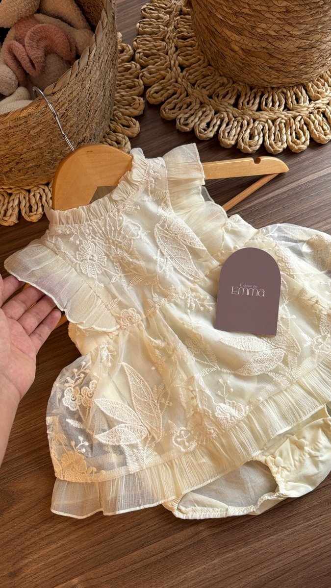 Conjunto vintage marfil | | Ropa de bebé y niña | El Closet de Emma