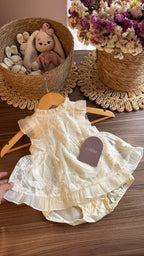 Conjunto vintage marfil | | Ropa de bebé y niña | El Closet de Emma