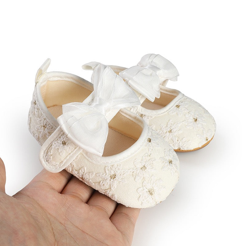 Zapatos para Bebé – Estrella de Encaje Imagen principal del producto