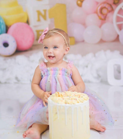 Vestido Arcoíris de Tul con Estrellas Doradas – Modelo Rainbow Star