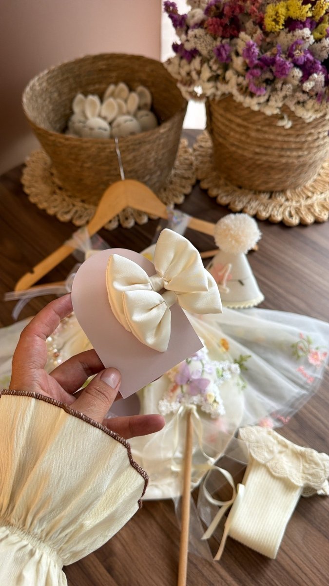 Outfit para Bebé Niña de 1 Año – Vestido de Hadita con Accesorios | | Ropa de bebé y niña | El Closet de Emma