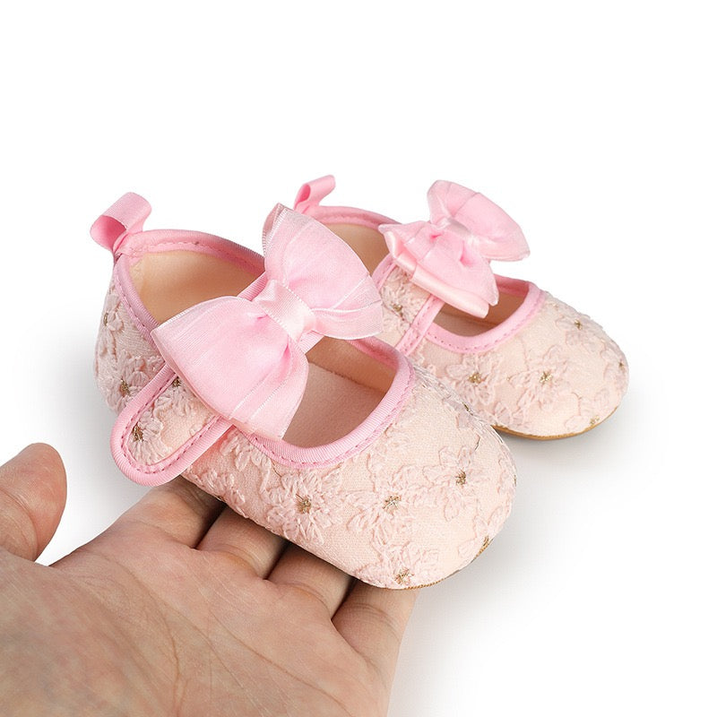 Zapatos para Bebé – Flor de Encaje Rosado