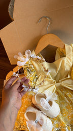 Vestido de Abejita Floral Amarillo para Bebé Niña | Outfit Vintage | | Ropa de bebé y niña | El Closet de Emma